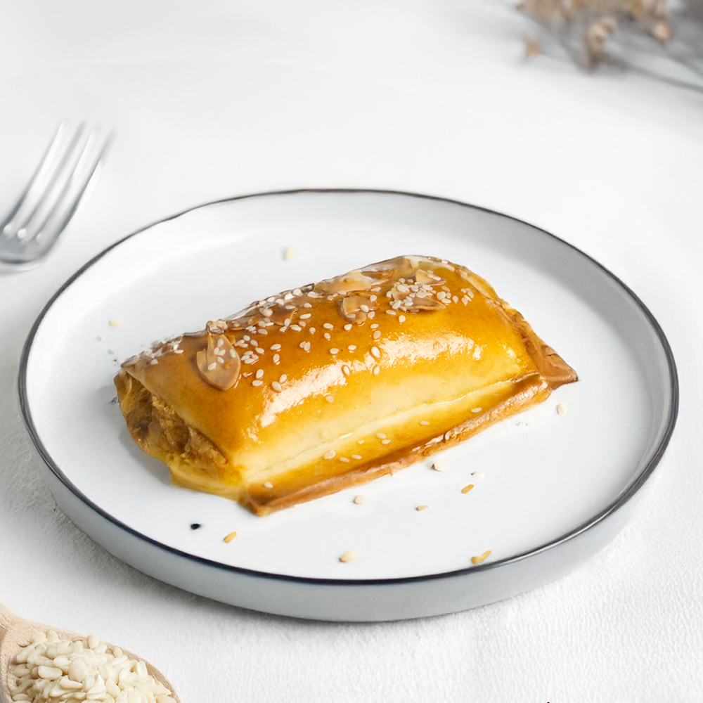 Spiced Levant Roll